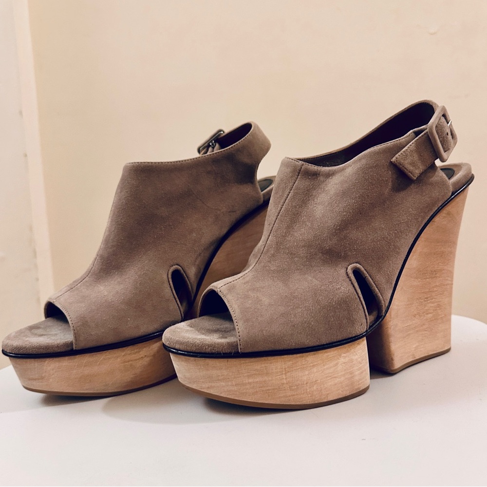 40 Marni Suede & Wood Platform Wedge Sandals - Picture 2 of 7